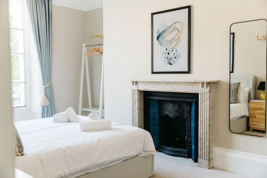 Luxury, Central, Sun-Filled 3 Bed Haven In Bath Exterior photo